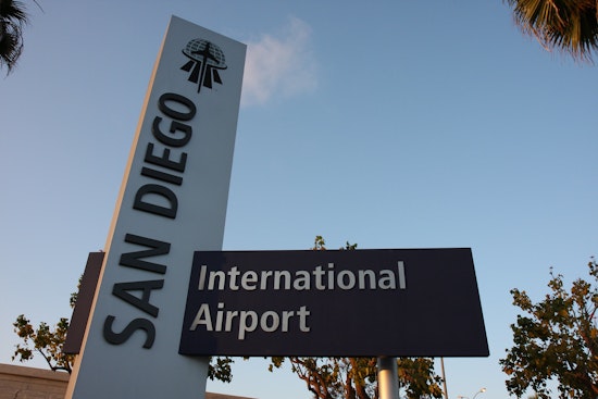 Airliner and Executive Jet Almost Collide in San Diego Skies in a Heart-Stopping Near Miss