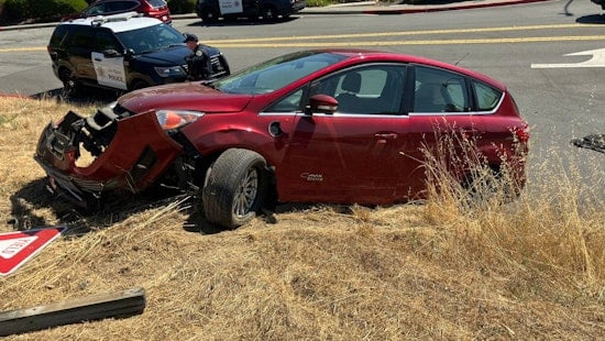 Reckless Swerve Results in Crash in San Rafael