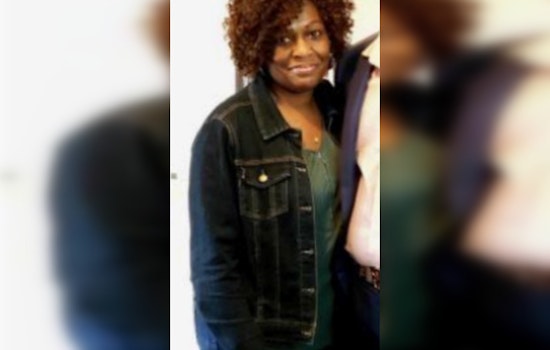 62-Year-Old Woman with Dementia Vanishes from Chicago Home