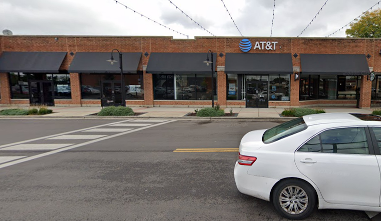 Armed Robbers' Rampage in Chicago: Civilians and Retail Employees Under Siege
