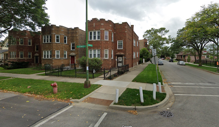 Assailant Evades Police after Alleged Attack in Washington Heights, Chicago