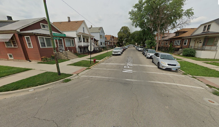 Attempted Robbery Leaves Two Teens Wounded in Chicago's North Parkside