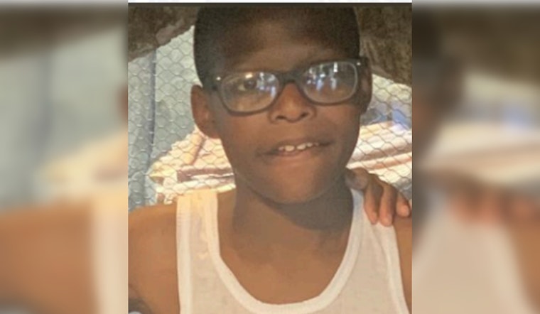 Autistic and Schizophrenic Teen, Kaden Fox, Vanishes off Chicago Streets