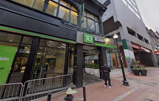 Foolish Boston Criminal Robbed a Bank 1 Day After Release from Suffolk Prison; Threatened Life of Teller