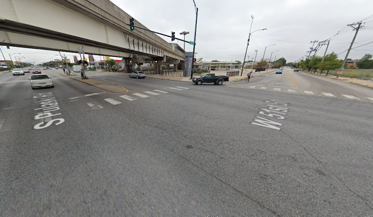 Chicago Bus Collision with Pole Near Pulaski Station Leaves Passengers Injured