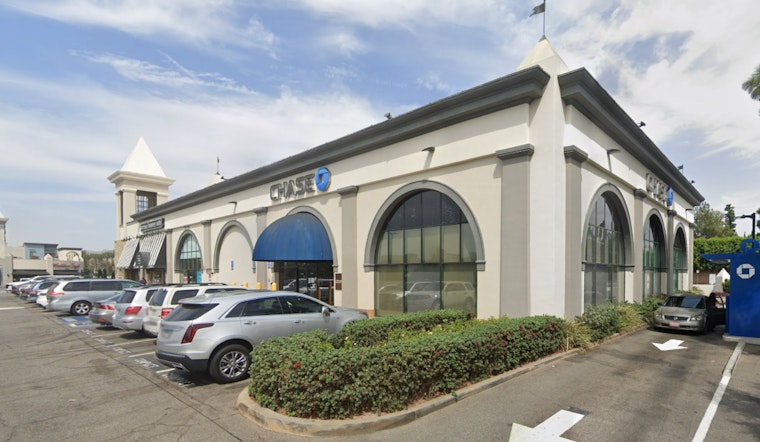 Chase Bank in Northridge Terrorized by Bomb Threat, Evacuation Ensues