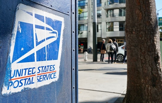 Chicago USPS Worker Robbed at Gunpoint in Grand Crossing