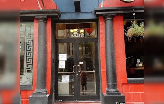Chicago's Greek Town Hostel Opens Doors for Migrants Amidst Controversy