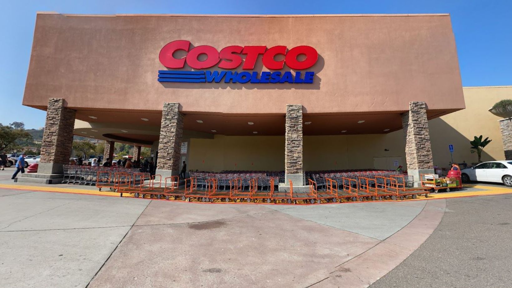 Costco Considers Membership Fee Hike, San Diego County Brace For