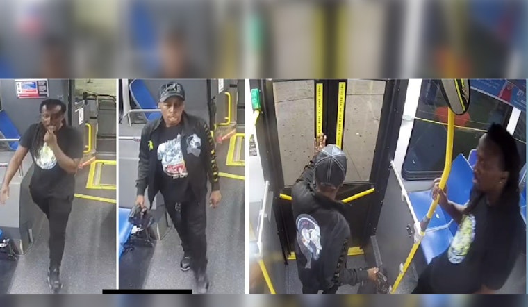 Disturbing Robbery on Chicago Bus - Suspects on the Run