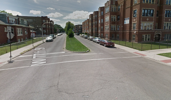 South Side Gunmen at Large After Shooting Claims Two Lives in Chicago