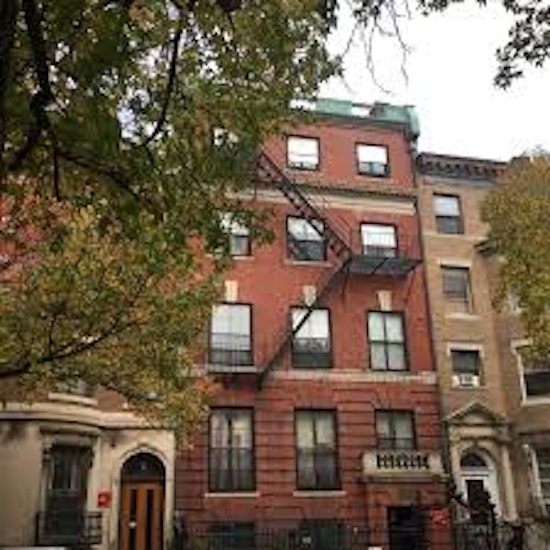 Female MIT Student Finds Strange Man in Her Dorm, Other Incidents Reported as Boston University Area Plagued by Bold Burglary Spree