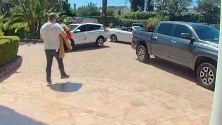 Elusive San Diego Burglary Suspect on the Loose Involved in Pricy Blanket Theft 