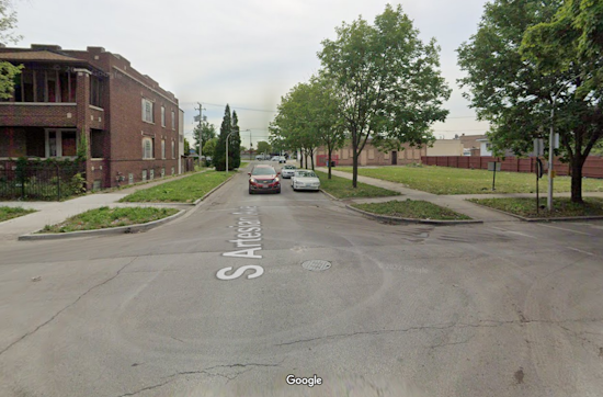 Gun Tragedy Strikes Again as 23-Year-Old Shot Dead on Chicago's S. Artesian Block