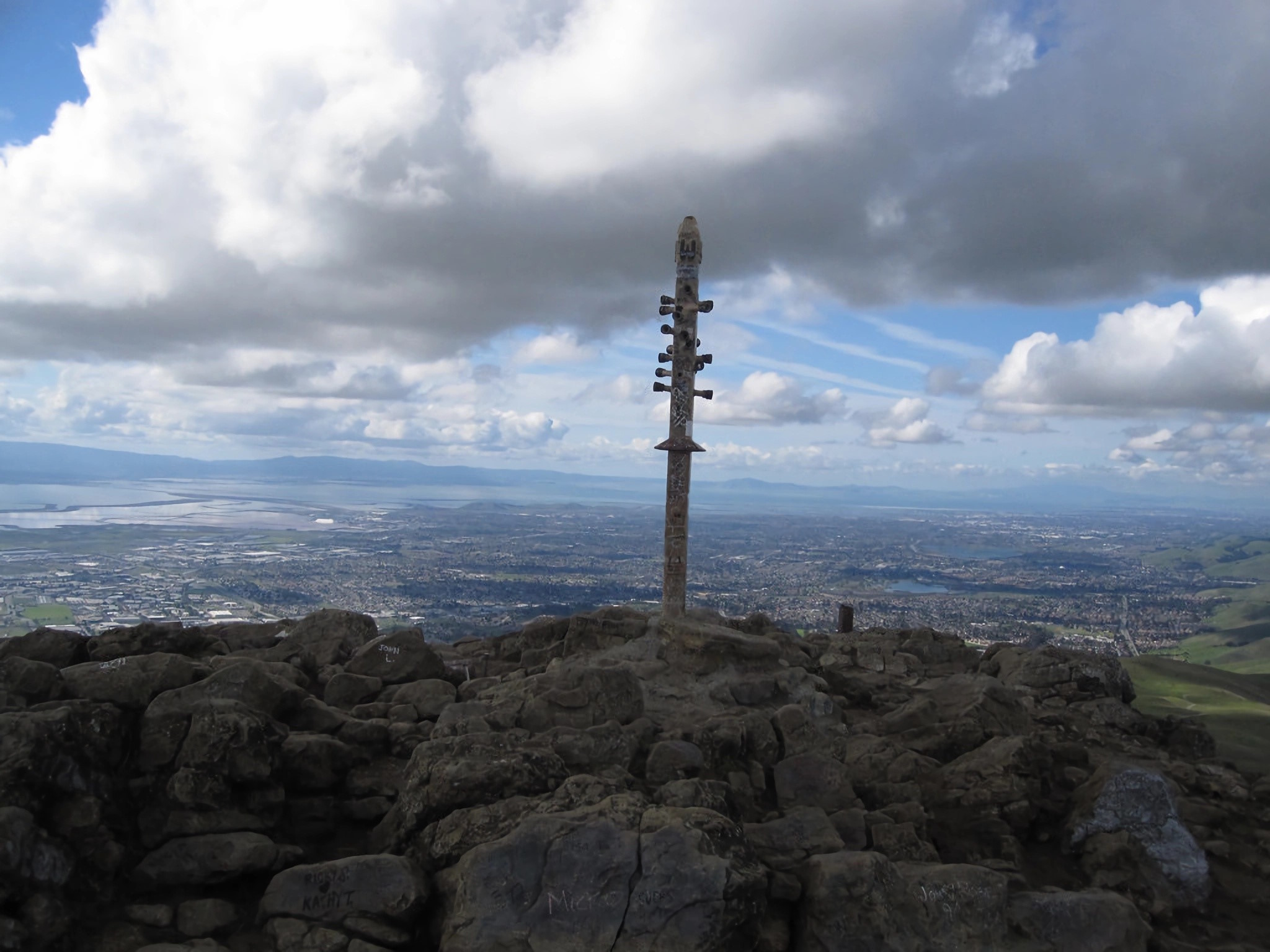 Fremont's iconic Mission Peak pole vandalized, missing top half found -  ABC7 San Francisco