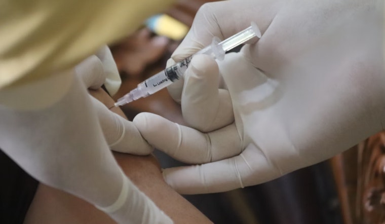 Los Angeles Health Officials Recommend Updated COVID-19 Vaccine and Flu Shots for Eligible Residents