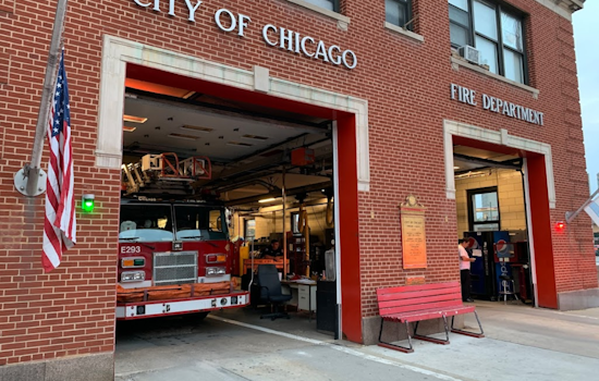 Multiple Trucks Destroyed at Hermosa Business in Chicago Blaze