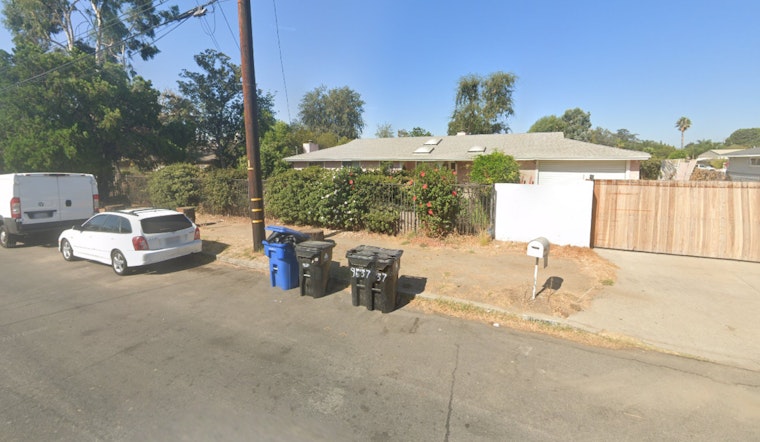 Destructive Blaze Ravages North Hills Home in Los Angeles, Investigation Underway