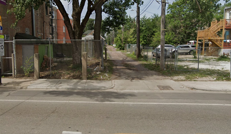 Officers Bitten, Dog Shot in Chaotic Chicago Standoff