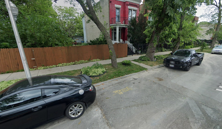 Rideshare Driver Carjacked at Gunpoint in Garfield Park, Chicago