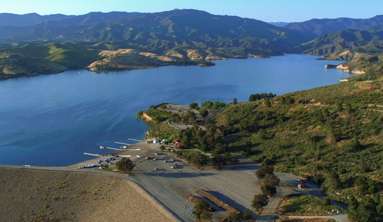 Los Angeles Lake on High Alert as Toxic Algae Bloom Threatens Swimmers