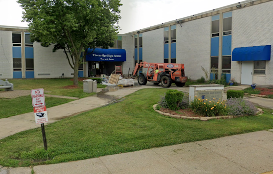 Thornridge High School in Chicago Suburbs Moves to E-Learning Amidst Flash Flood Crisis