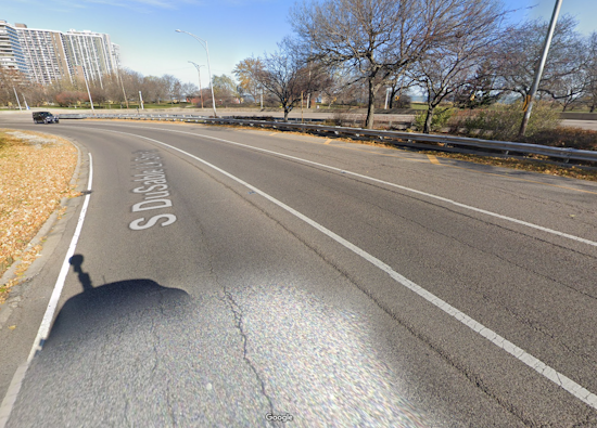 Tragic Motorcycle Crash Claims Life in Chicago on DuSable Lake Shore Drive