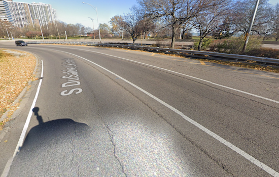 Tragic Motorcycle Crash Claims Life in Chicago on DuSable Lake Shore Drive
