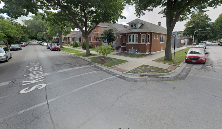 Unidentified Gunman Leaves Teenage Girl Fighting for Her Life in Chicago