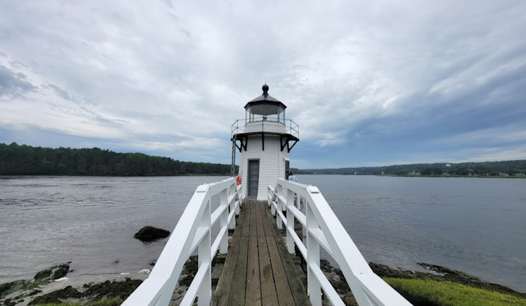 Walkway Collapse at Iconic Maine Lighthouse Event Leaves 11 Injured