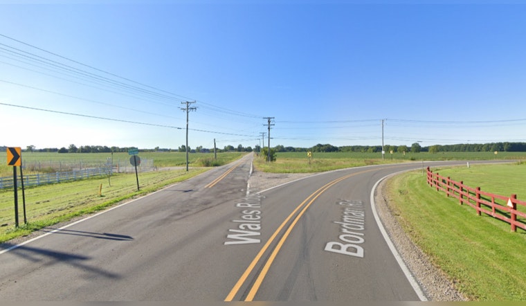 1 Dead, 2 Injured as Truck Plunges Into Pond in St. Clair County Mishap