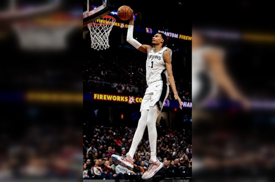 Spurs Narrowly Defeated by Cavaliers in Cleveland Thriller Despite Wembanyama's Impressive Performance