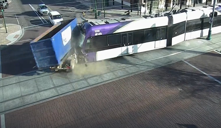 A Light Rail Train Derails in Mesa after Running a Red Light, with no Passengers Injured