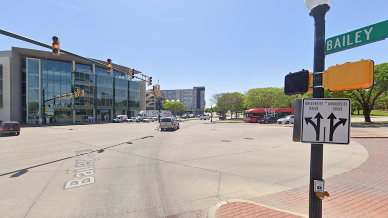 Alleged Drunk Driver Strikes Pedestrians and Vehicle Amidst Fort Worth Police Chase