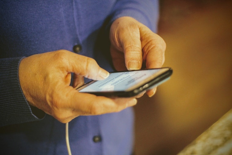 Apple Valley Senior Citizen Defrauded in Bank Phone Scam, One Suspect Arrested