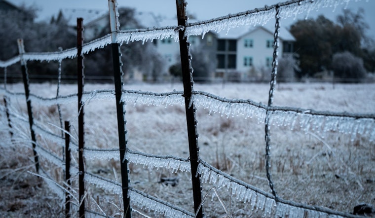 Arctic Blast Shuts Down Schools and Flights, Ices Over U.S. from Rockies to East Coast