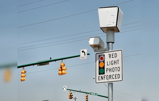 Arizona Senate Committee Advances Bill to Ban Photo Radar and Red-Light Cameras Amid Privacy Concerns