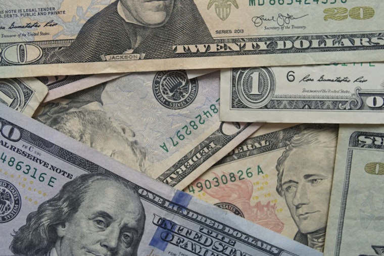 Arizona Startups Feel the Pinch as Venture Capital Deals Cool in Q4, Echoing National Economic Caution