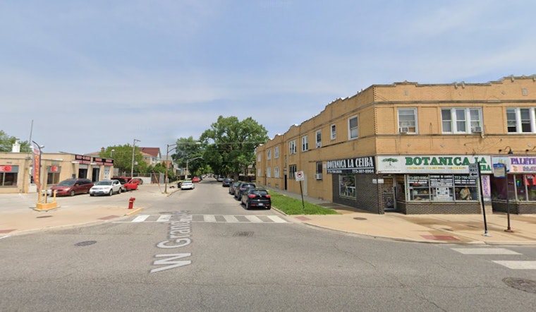 Armed Suspects Rob Two Chicago Convenience Stores, Police Seek Leads