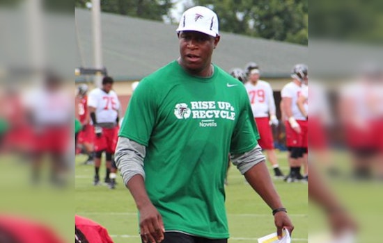 Atlanta Falcons Broaden Search for New Coach, Interview Raheem Morris and Joe Brady Amid Belichick Buzz