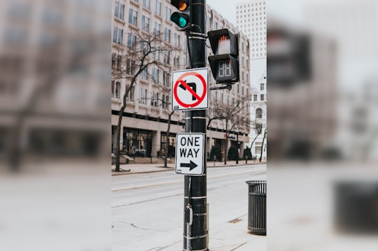Atlanta Mulls Right Turn on Red Ban in Downtown, Midtown to Boost Pedestrian Safety