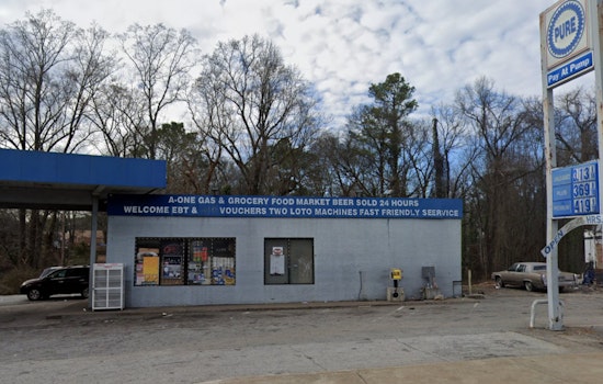 Atlanta Store Clerk Thwarts Armed Robbery on Jonesboro Road, Suspect at Large