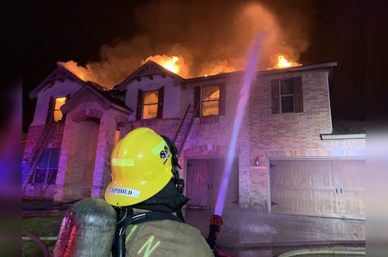 Austin Fire Crews Battle Vacant House Blaze, Two Firefighters Briefly Trapped in Collapse