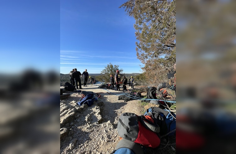 Austin Fire Department Successfully Rescues Injured Hiker from Mt. Bonnell Ledge