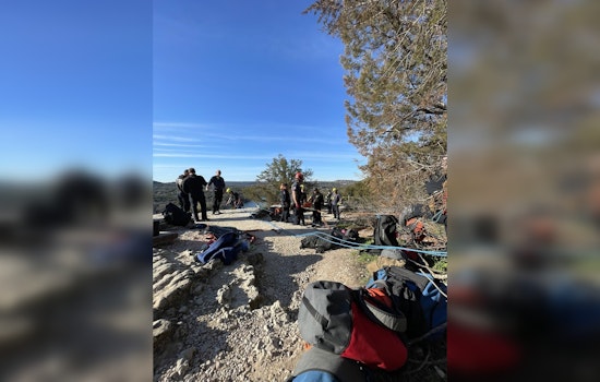 Austin Fire Department Successfully Rescues Injured Hiker from Mt. Bonnell Ledge
