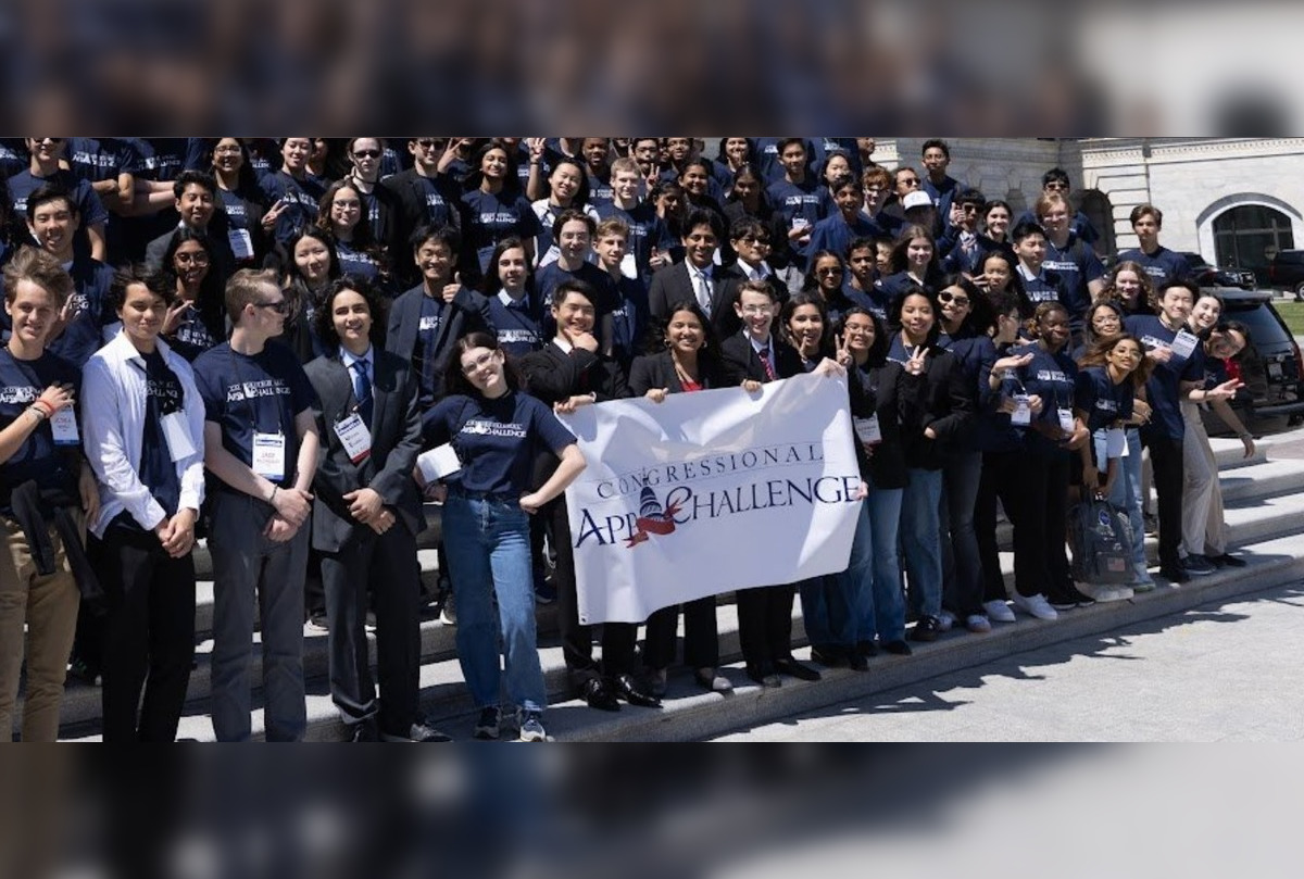 Austin Teens Win Congressional App Challenge with "Food Cycle,"