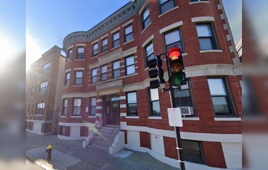Boston Police Probe Non-Fatal Dorchester Shooting Amidst Ongoing Weekend Violence