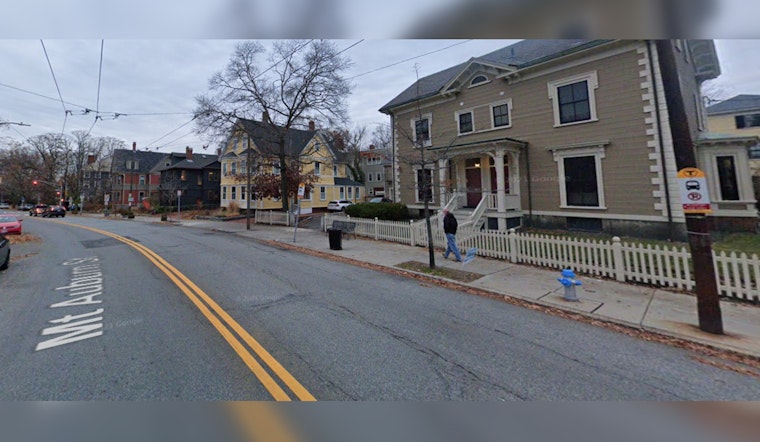 Cambridge Officials Pledge to Fix Misplaced Mt. Auburn Street Bus Bench Facing Hedge