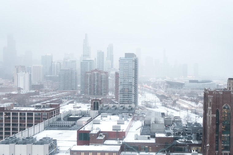 Chicago Weather: Brief Respite Before The 90S Blast! - 6oj5mxd