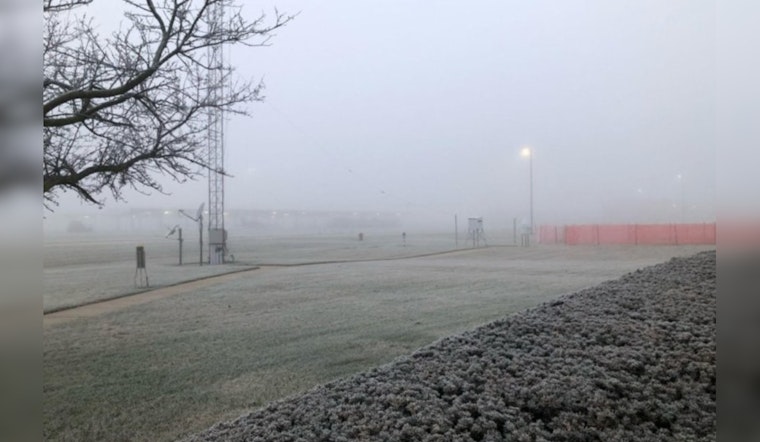 Chicago Enshrouded in Fog with Travel Alerts, Mixed Precipitation Expected
